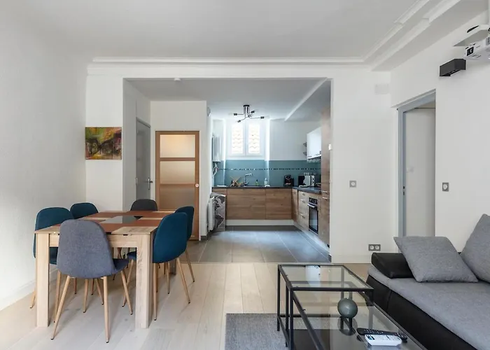 4-room Center - L'atmosphère Balnéo Grenoble