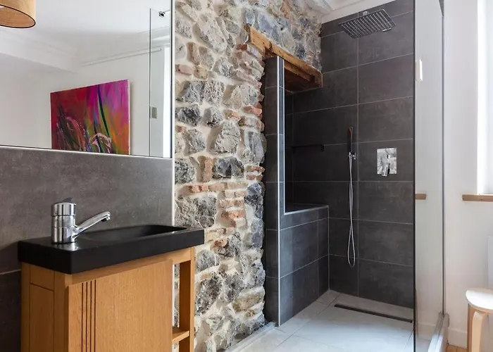 4-room Center - L'atmosphere Balneo *